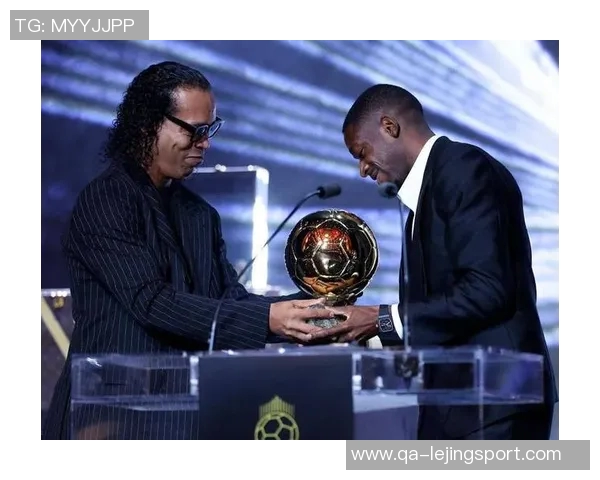 登贝莱荣获金球奖归乡庆祝引发家乡热烈反响 登贝莱荣获金球奖归乡庆祝引发家乡热烈反响